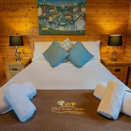 Wall Eden Farm - Luxury Log Cabins And Glamping Highbridge Extérieur photo