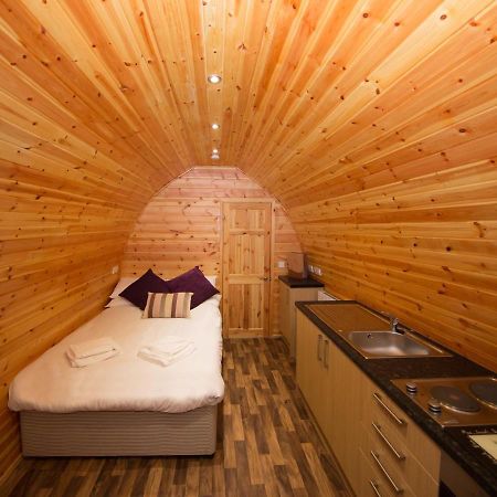 Wall Eden Farm - Luxury Log Cabins And Glamping Highbridge Extérieur photo