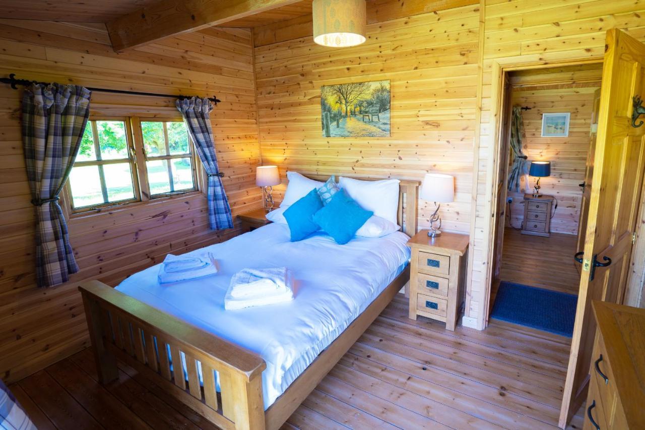 Wall Eden Farm - Luxury Log Cabins And Glamping Highbridge Extérieur photo