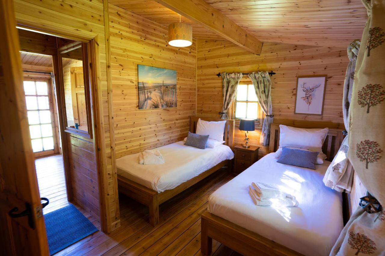 Wall Eden Farm - Luxury Log Cabins And Glamping Highbridge Extérieur photo