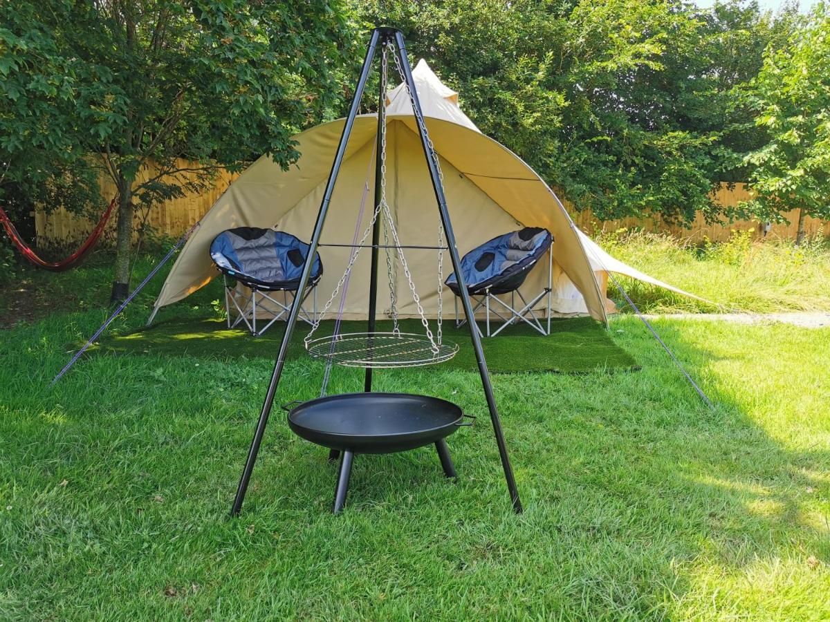 Wall Eden Farm - Luxury Log Cabins And Glamping Highbridge Extérieur photo