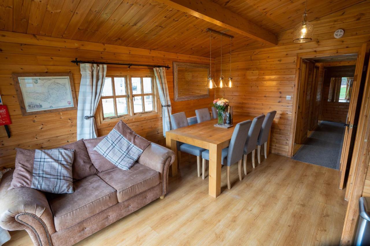 Wall Eden Farm - Luxury Log Cabins And Glamping Highbridge Extérieur photo