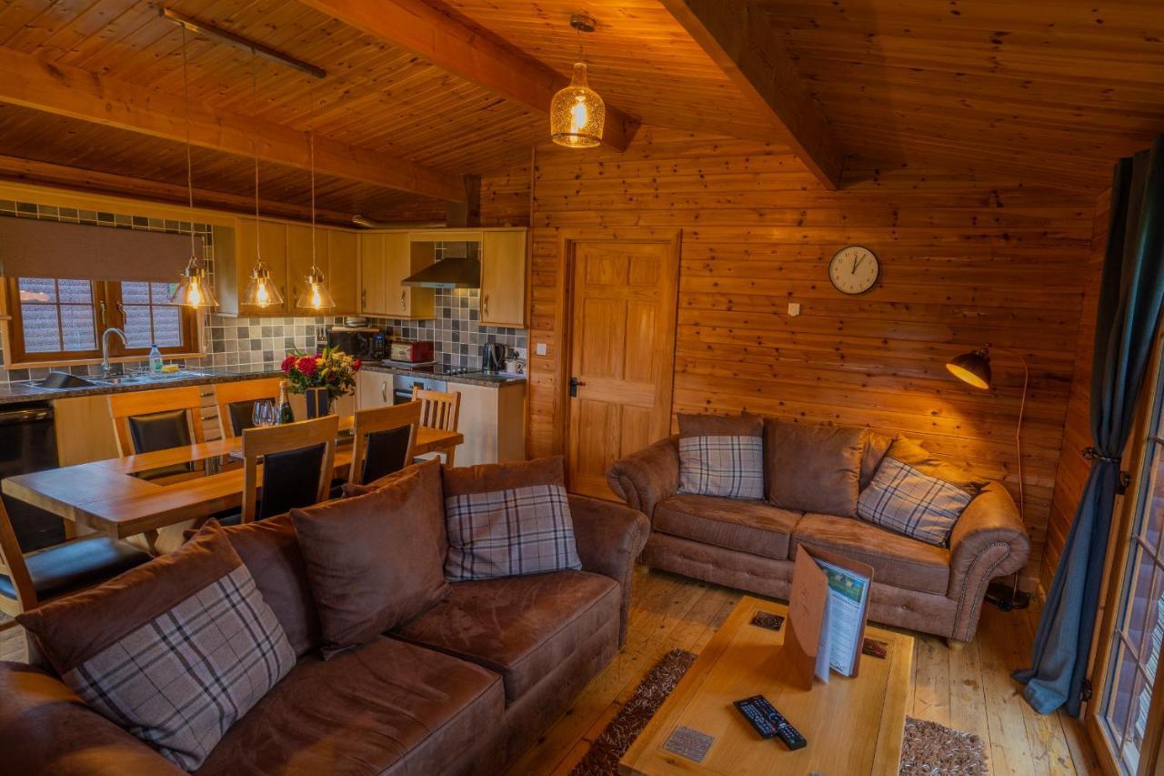 Wall Eden Farm - Luxury Log Cabins And Glamping Highbridge Extérieur photo