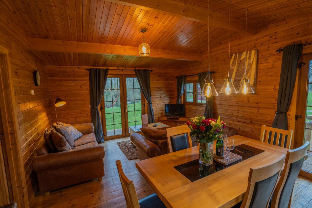 Wall Eden Farm - Luxury Log Cabins And Glamping Highbridge Extérieur photo