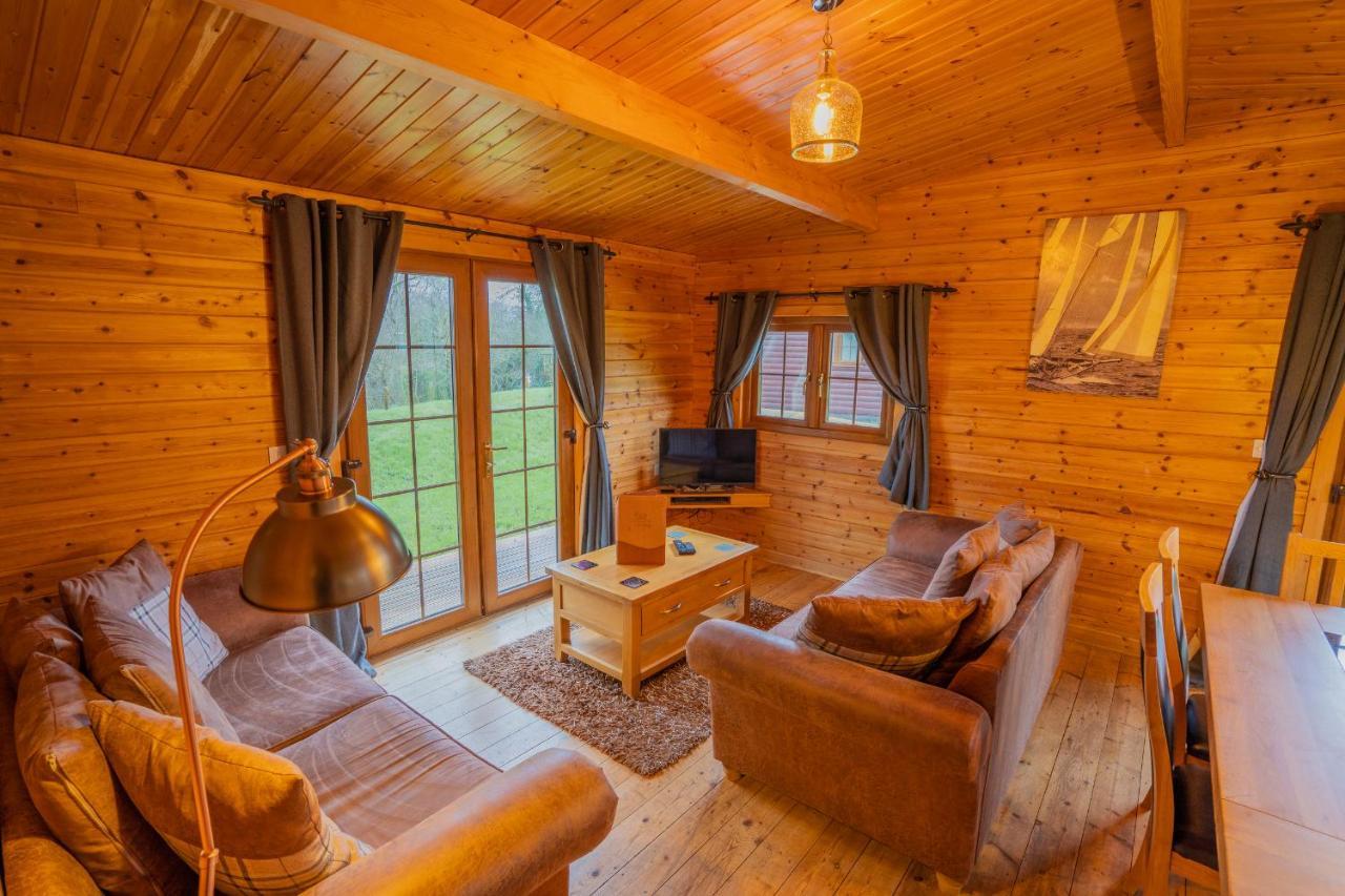 Wall Eden Farm - Luxury Log Cabins And Glamping Highbridge Extérieur photo