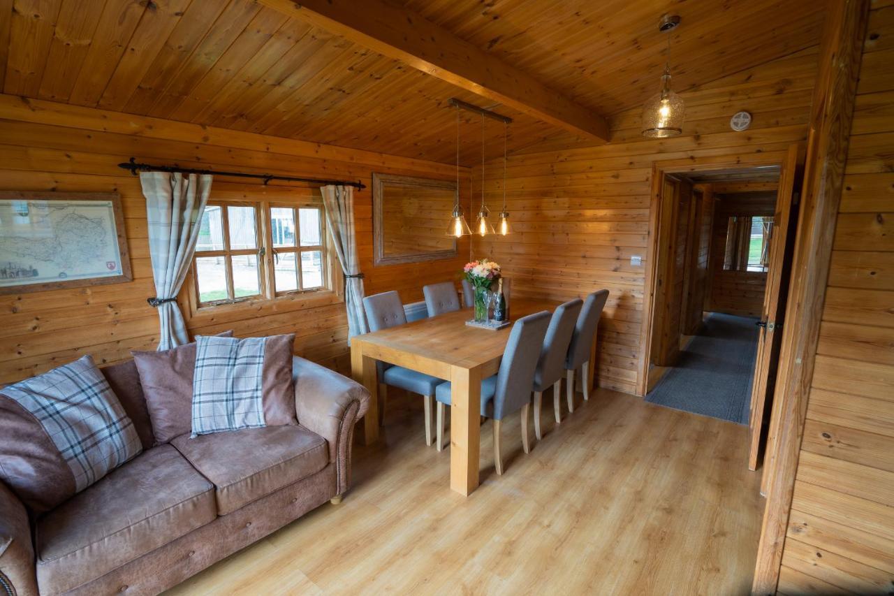 Wall Eden Farm - Luxury Log Cabins And Glamping Highbridge Extérieur photo