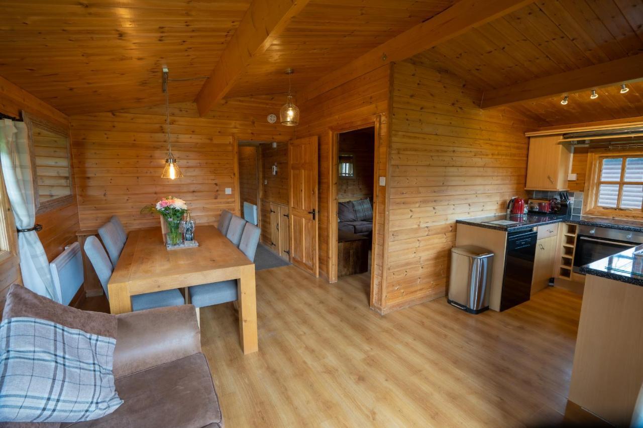 Wall Eden Farm - Luxury Log Cabins And Glamping Highbridge Extérieur photo