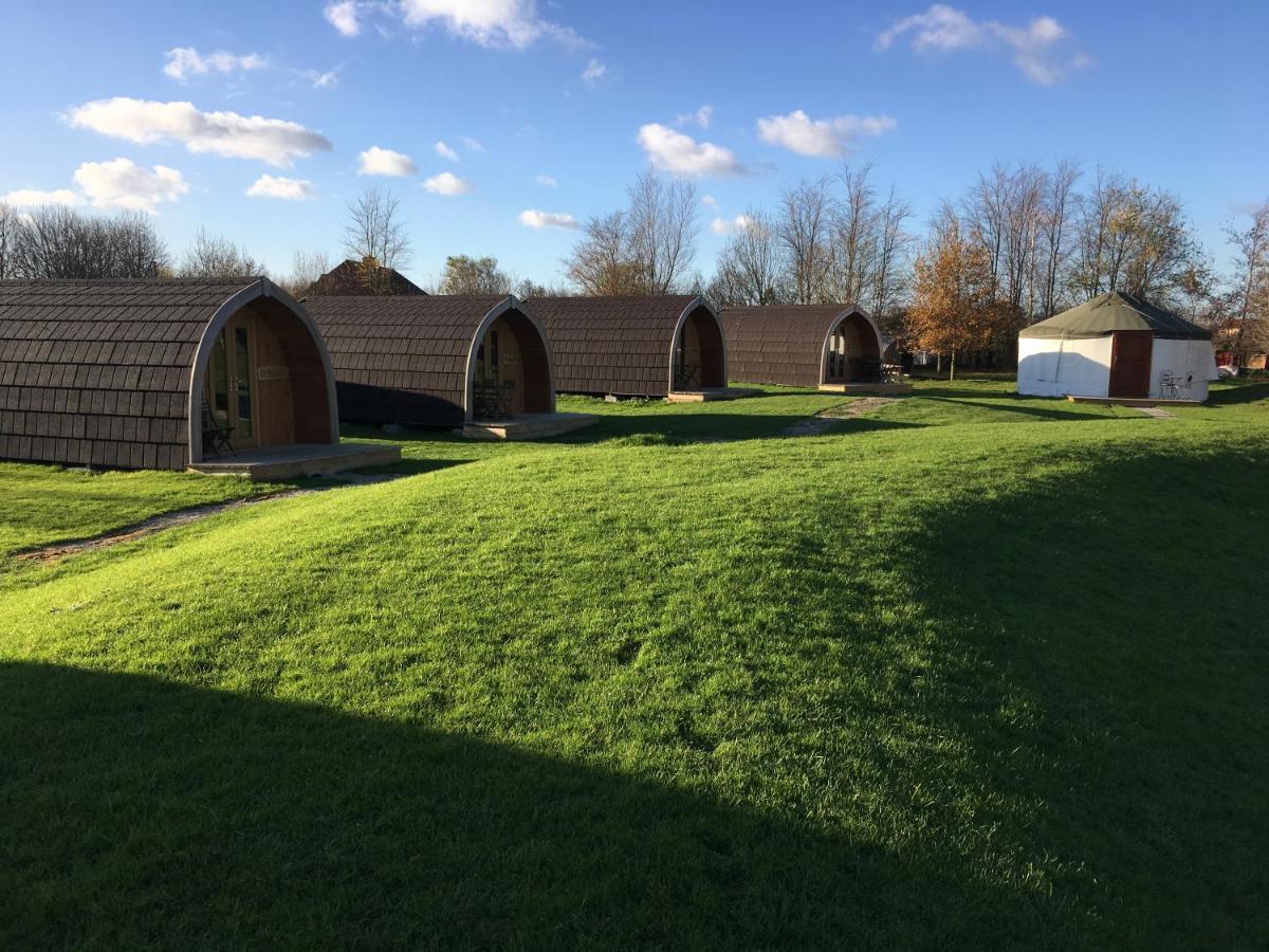 Wall Eden Farm - Luxury Log Cabins And Glamping Highbridge Extérieur photo